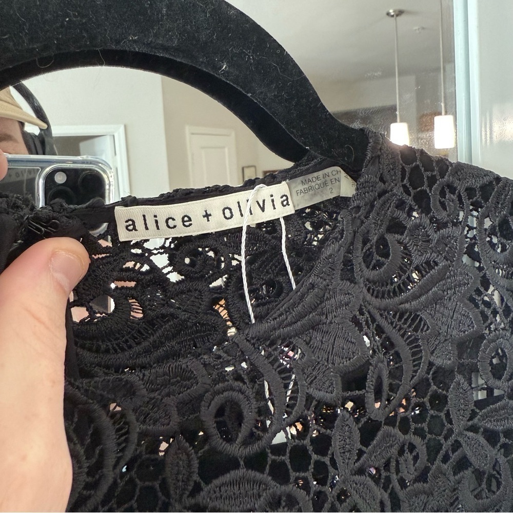 Alice + Olivia Mallie Lace Dress Size 2 - Picture 5 of 9